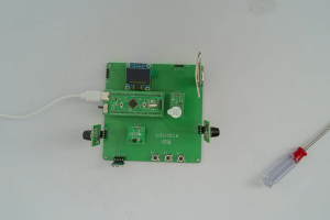 【mcugc-mcu1837】基于单片机儿童滞留车内报警系统