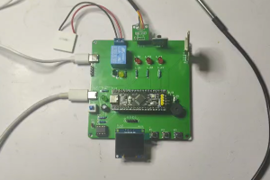 【mcugc-mcu1349】基于半导体制冷片的车载冰箱