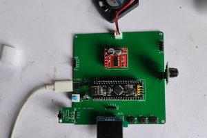 【mcugc-mcu1451】基于单片机的温控风扇