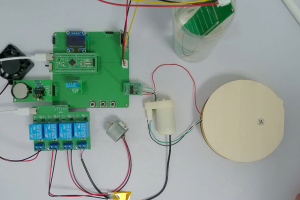 【mcugc-mcu1798】导盲犬多功能喂食器的设计与实现